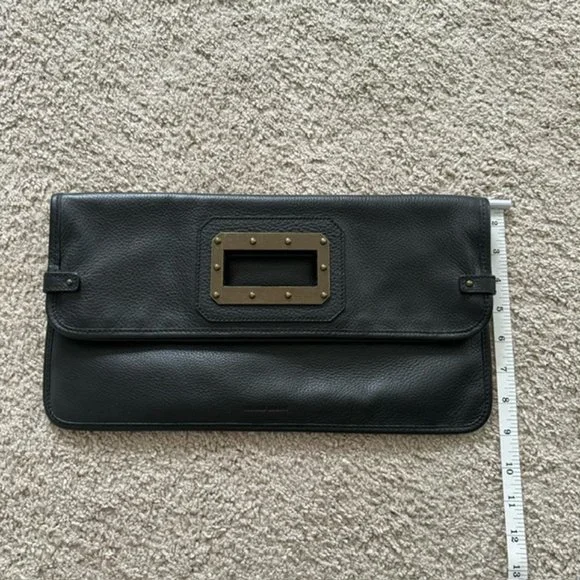 Tomas Maier Fold-Over Black Leather Clutch - Picture 3 of 7